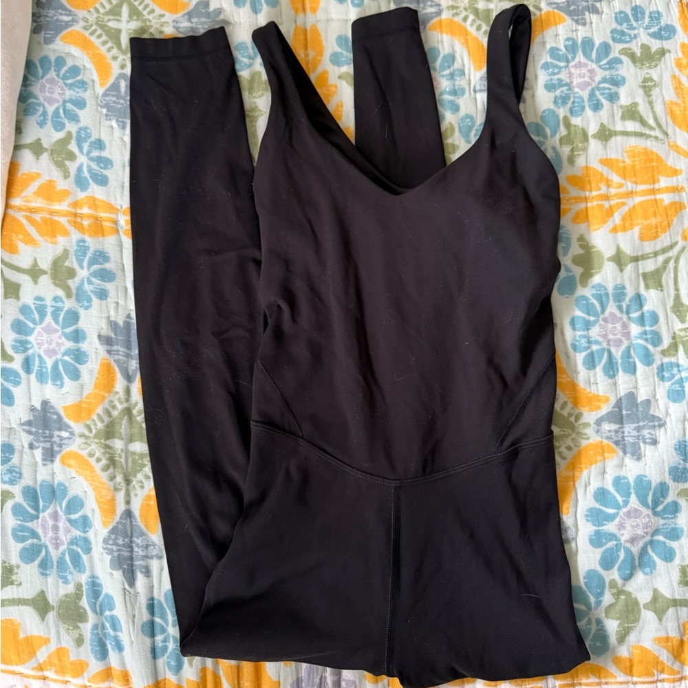 Gently worn Lululemon Align Bodysuit 25”
